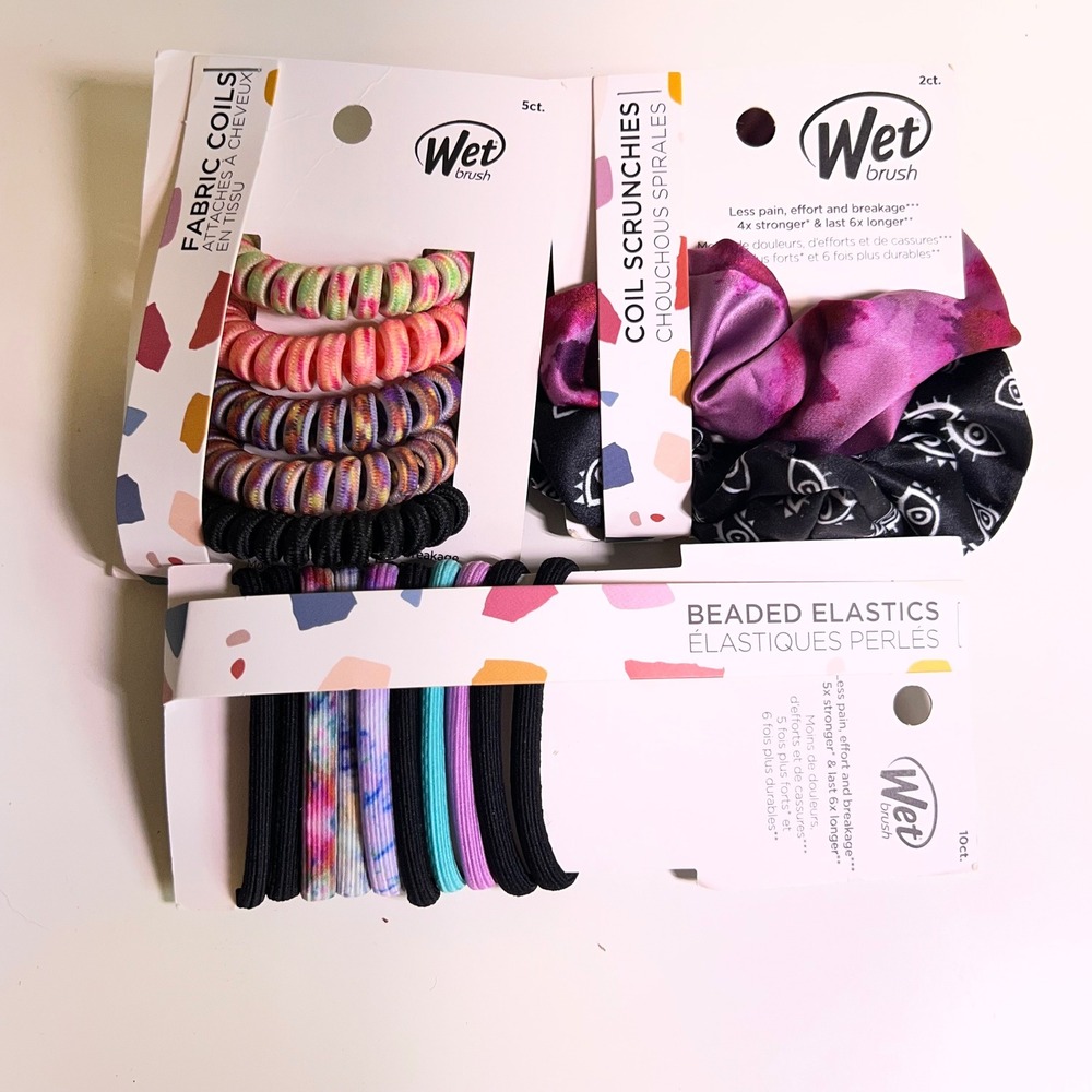 Wet Brush OS Hair Accessory Bundle Multicolor Coils Scrunchies Beaded Elastics